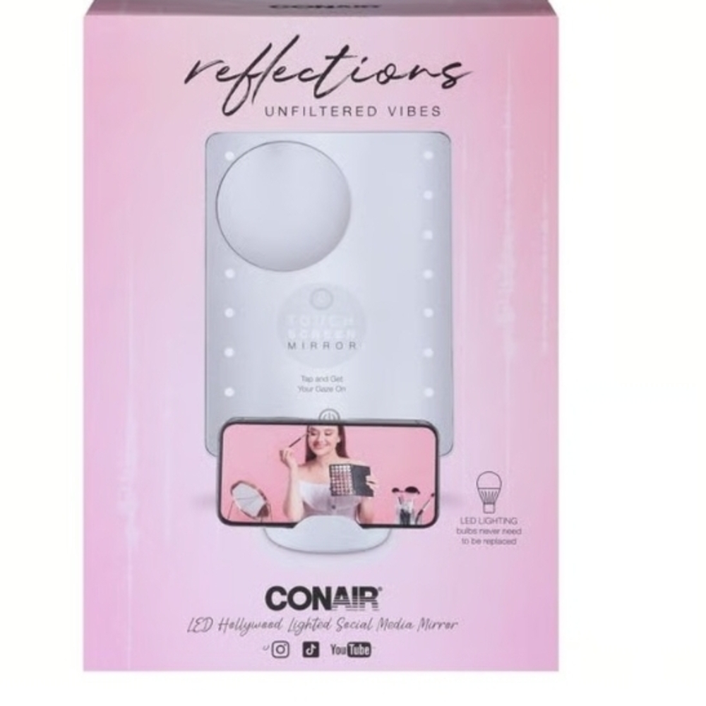 LED Hollywood Lighted Social Media Mirror - Pink